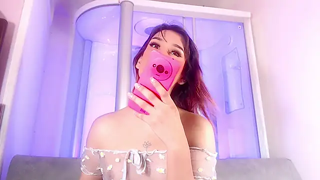 sexy-luna-star-ts online show from October 9, 2025, 8:45 am