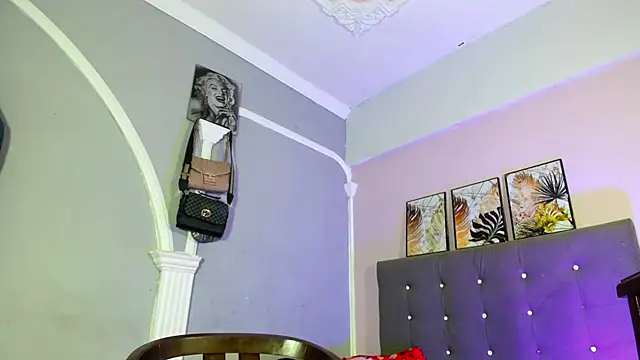 sexy-luna-star-ts online show from January 8, 2026, 8:44 pm