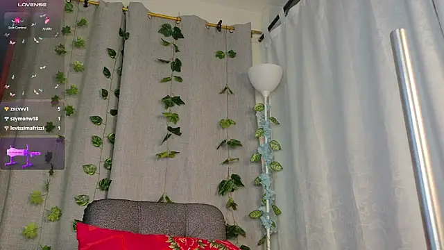 Snapshot of Iamkarlaa_doll chatting on January 9, 2025, 12:25 am Iamkarlaa doll online show from January 9, 2025, 12:25 am