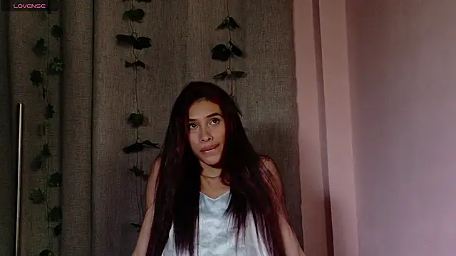 Snapshot of Iamkarlaa_doll chatting on February 10, 2025, 9:58 pm Iamkarlaa doll online show from February 10, 2025, 9:58 pm