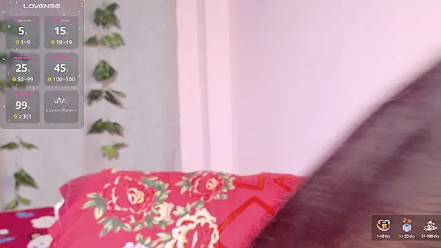 Snapshot of Iamkarlaa_doll chatting on February 12, 2025, 8:40 pm Iamkarlaa doll online show from February 12, 2025, 8:40 pm