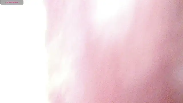 Snapshot of Iamkarlaa_doll chatting on February 19, 2025, 8:20 pm Iamkarlaa doll online show from February 19, 2025, 8:20 pm