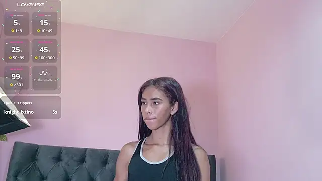 Snapshot of Iamkarlaa_doll chatting on February 24, 2025, 2:58 pm Iamkarlaa doll online show from February 24, 2025, 2:58 pm