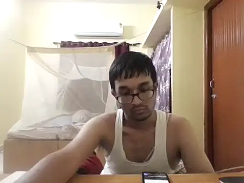 Snapshot of THE_NAKED_BOY chatting on September 18, 2025, 2:08 pm THE NAKED BOY online show from September 18, 2025, 2:08 pm