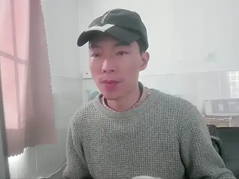 xhqds online show from December 19, 2024, 7:18 am