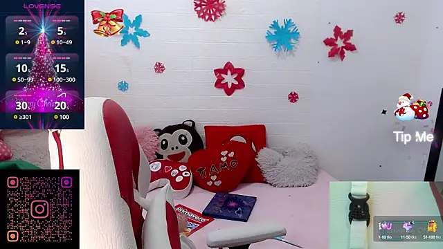 Snapshot of sweetlittlelisa chatting on December 16, 2024, 7:32 pm sweetlittlelisa online show from December 16, 2024, 7:32 pm
