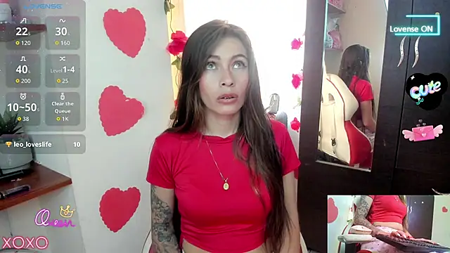 sweetlittlelisa online show from March 8, 2026, 8:34 pm