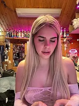 Snapshot of delicioussdixie chatting on March 13, 2026, 12:50 am delicioussdixie online show from March 13, 2026, 12:50 am