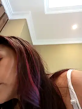 Snapshot of MonicaMoret chatting on February 14, 2025, 12:03 pm MonicaMoret online show from February 14, 2025, 12:03 pm