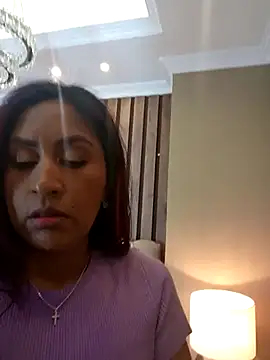 Snapshot of MonicaMoret chatting on March 7, 2025, 12:01 pm MonicaMoret online show from March 7, 2025, 12:01 pm