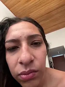 Dahian XXX online show from May 10, 2026, 3:39 pm