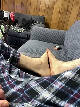 bighung1990 online show from March 16, 2026, 4:07 am