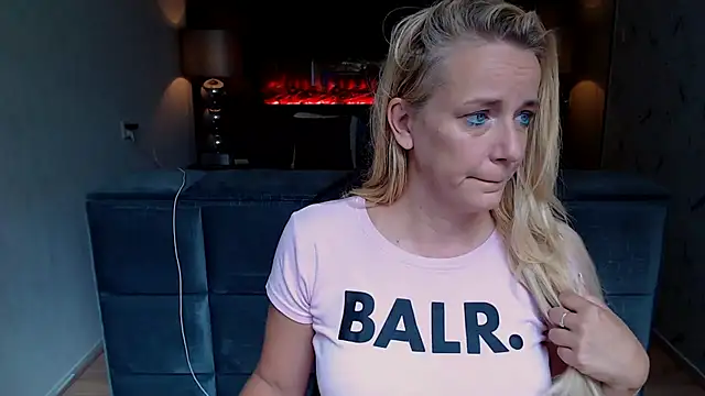 Wendysexyx online show from September 16, 2025, 11:44 am