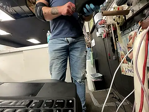 RawRyder8 online show from January 14, 2026, 3:01 am