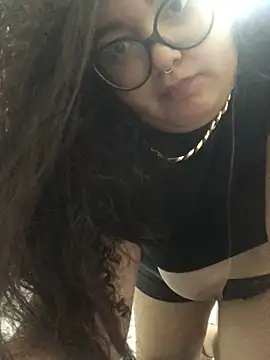 luadesnuda online show from January 25, 2025, 2:47 am