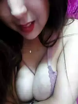Snapshot of LoNa-daloua chatting on January 27, 2025, 6:31 pm LoNa-daloua online show from January 27, 2025, 6:31 pm