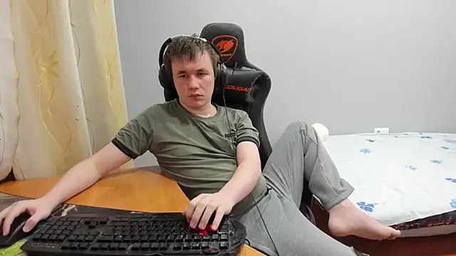 iliaskrislove online show from January 7, 2026, 4:26 am