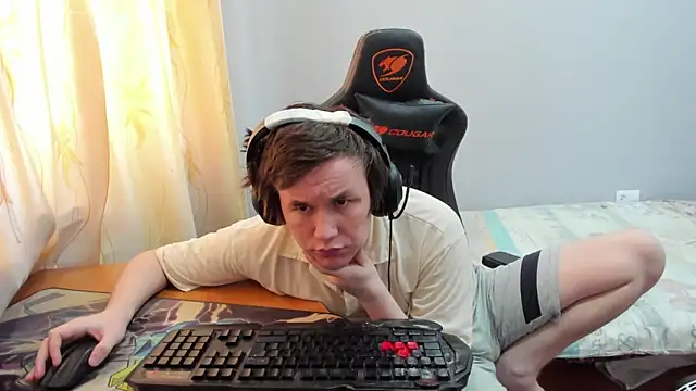 iliaskrislove online show from February 19, 2026, 7:15 am