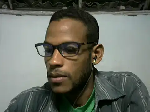 Snapshot of michel_sc chatting on March 19, 2025, 5:19 am michel sc online show from March 19, 2025, 5:19 am