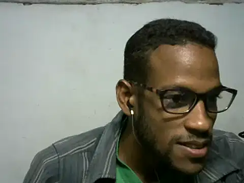 Snapshot of michel_sc chatting on March 21, 2025, 7:00 am michel sc online show from March 21, 2025, 7:00 am