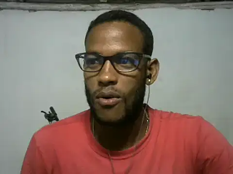 Snapshot of michel_sc chatting on September 14, 2025, 5:28 am michel sc online show from September 14, 2025, 5:28 am
