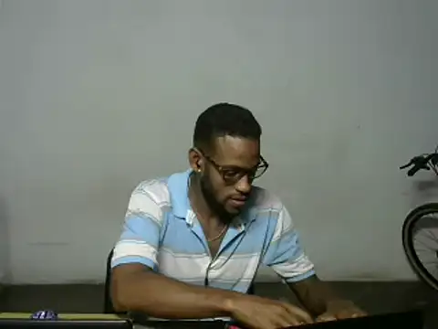 Snapshot of michel_sc chatting on October 26, 2025, 5:24 am michel sc online show from October 26, 2025, 5:24 am