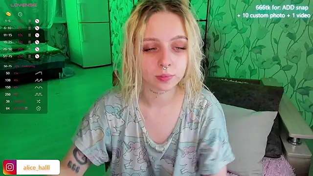 Alice Halle online show from January 2, 2025, 5:18 pm