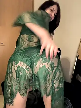 Linalicious online show from December 20, 2024, 7:28 pm