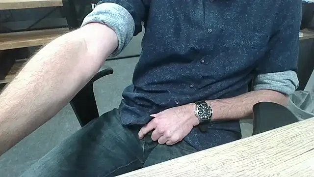 Michealtje85 online show from January 15, 2026, 4:11 pm