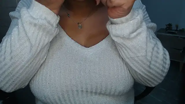 SWEETT CORY online show from October 19, 2025, 2:45 am