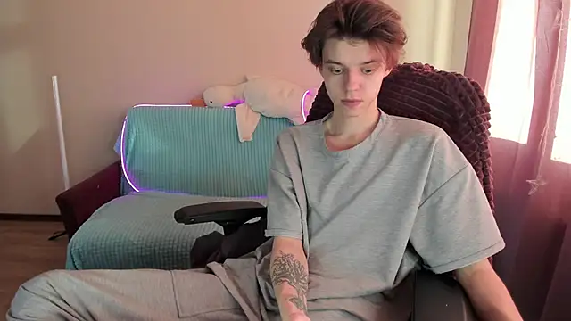 Liam sexy1 online show from March 22, 2025, 3:20 pm