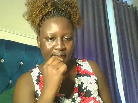 Snapshot of Heavy_ass chatting on May 8, 2026, 6:41 am Heavy ass online show from May 8, 2026, 6:41 am