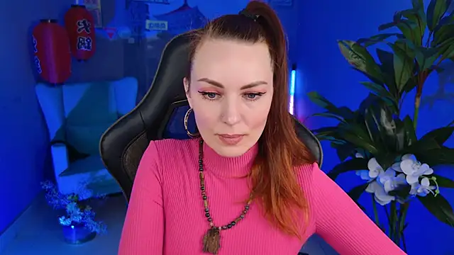 VandaRossi online show from February 2, 2025, 12:13 pm