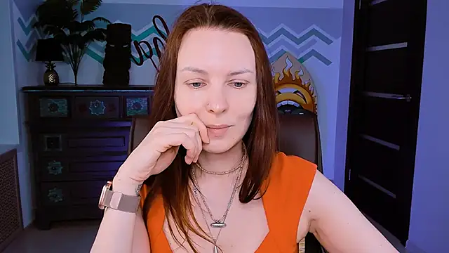 VandaRossi online show from March 13, 2025, 9:32 am