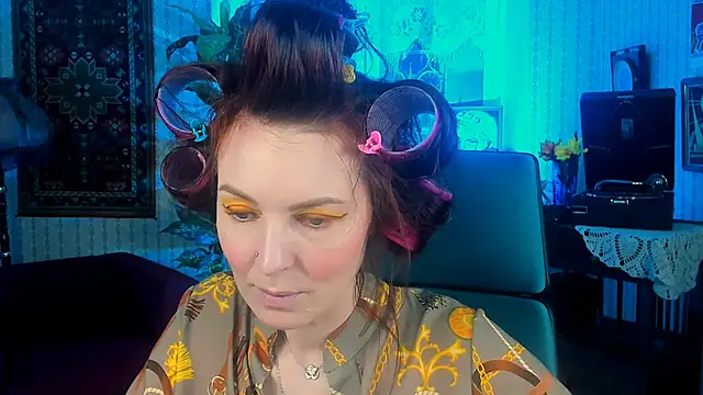 VandaRossi online show from October 9, 2025, 11:08 am