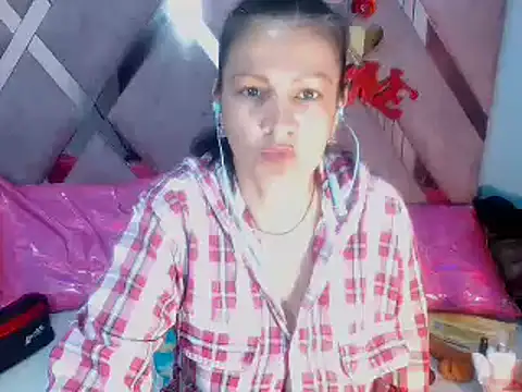 Snapshot of Mulan_sexy01 chatting on February 25, 2025, 11:33 pm Mulan sexy01 online show from February 25, 2025, 11:33 pm