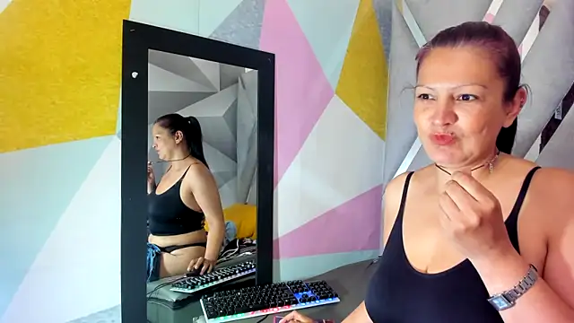 Mulan sexy01 online show from February 8, 2026, 7:50 pm