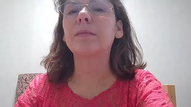 HollyJewel online show from December 22, 2025, 12:24 pm