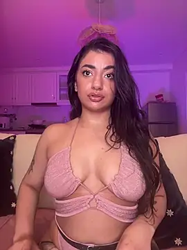 ZoeZayd online show from March 7, 2026, 10:07 pm