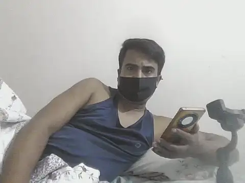 siam607022 online show from January 13, 2026, 8:36 pm