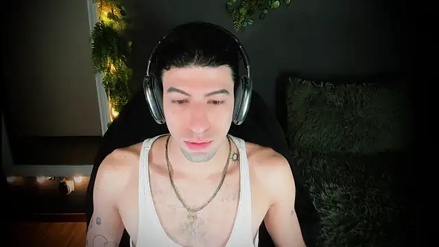 Snapshot of newjeff chatting on February 27, 2026, 8:47 am newjeff online show from February 27, 2026, 8:47 am