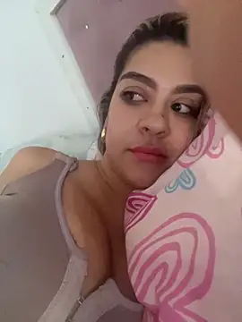 JoannaStanford online show from October 20, 2025, 12:49 pm