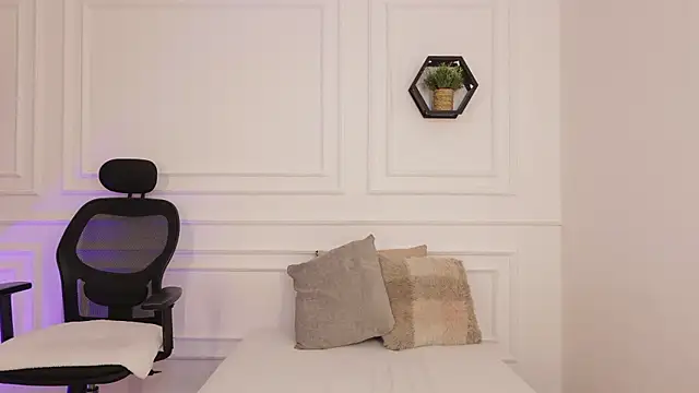 Snapshot of meloddysky chatting on January 7, 2026, 8:11 pm meloddysky online show from January 7, 2026, 8:11 pm