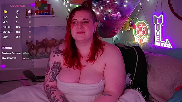 opalreigning online show from November 10, 2025, 11:20 am