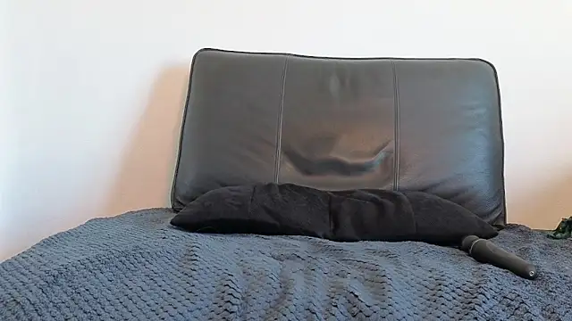 AmaliaMarkova  online show from October 28, 2025, 7:34 am