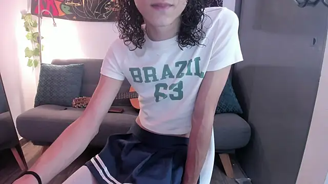 Danni boy online show from December 15, 2024, 11:31 pm