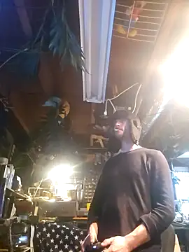 mrwinsalot88 online show from December 2, 2025, 6:41 am