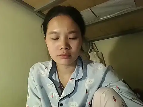 Be-MyMy online show from November 18, 2025, 12:53 pm