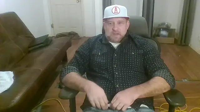 poundyouout69 online show from February 2, 2026, 5:55 pm