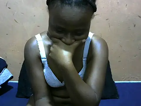 sexy-rosie online show from October 5, 2025, 7:45 pm